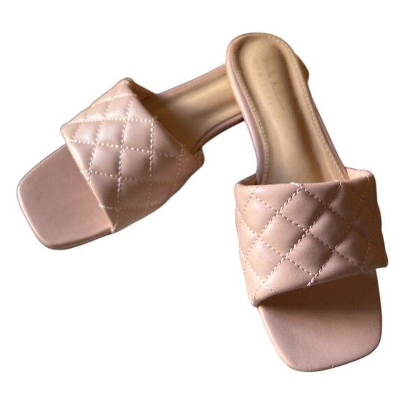 Nicole Miller Casual Slip On Quilted Slide Flats Tan Size 8.5 - Picture 3 of 6